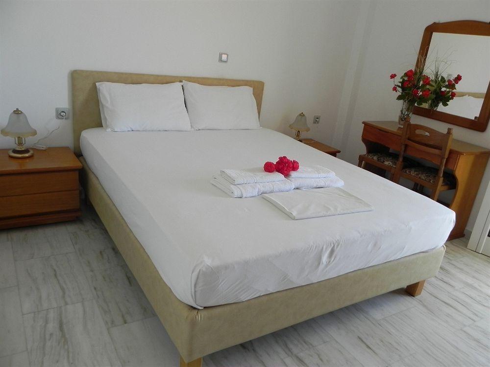 Diamanto Complex Aparthotel Karavomylos Luaran gambar