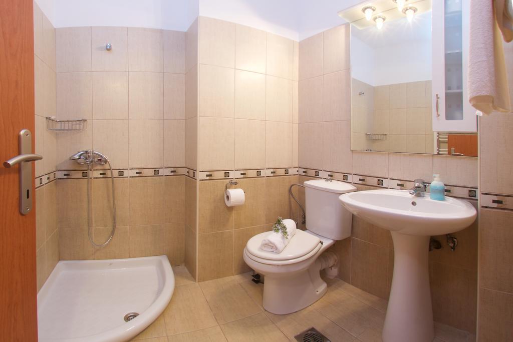 Diamanto Complex Aparthotel Karavomylos Luaran gambar