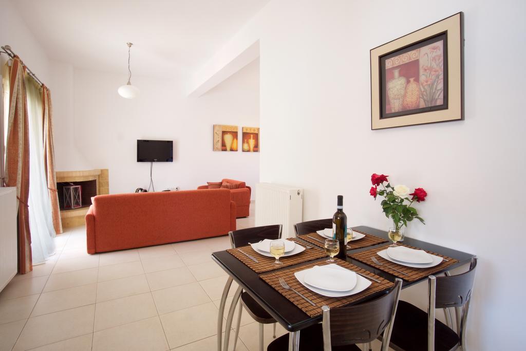 Diamanto Complex Aparthotel Karavomylos Luaran gambar