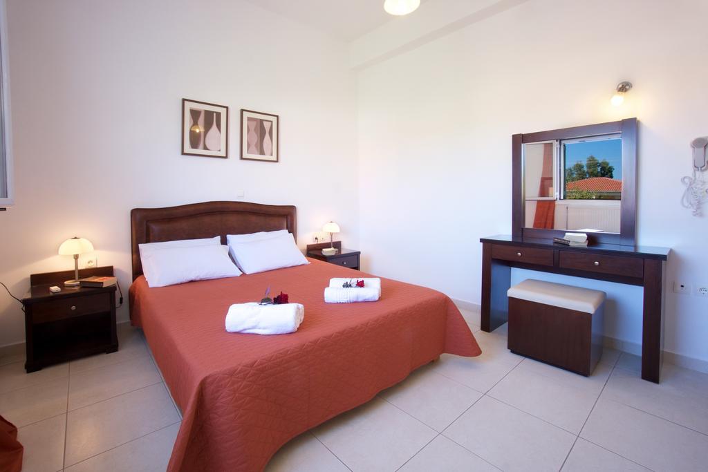 Diamanto Complex Aparthotel Karavomylos Luaran gambar