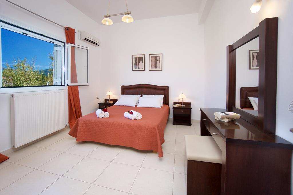 Diamanto Complex Aparthotel Karavomylos Luaran gambar
