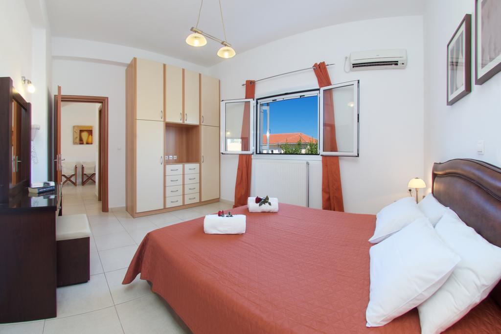 Diamanto Complex Aparthotel Karavomylos Luaran gambar