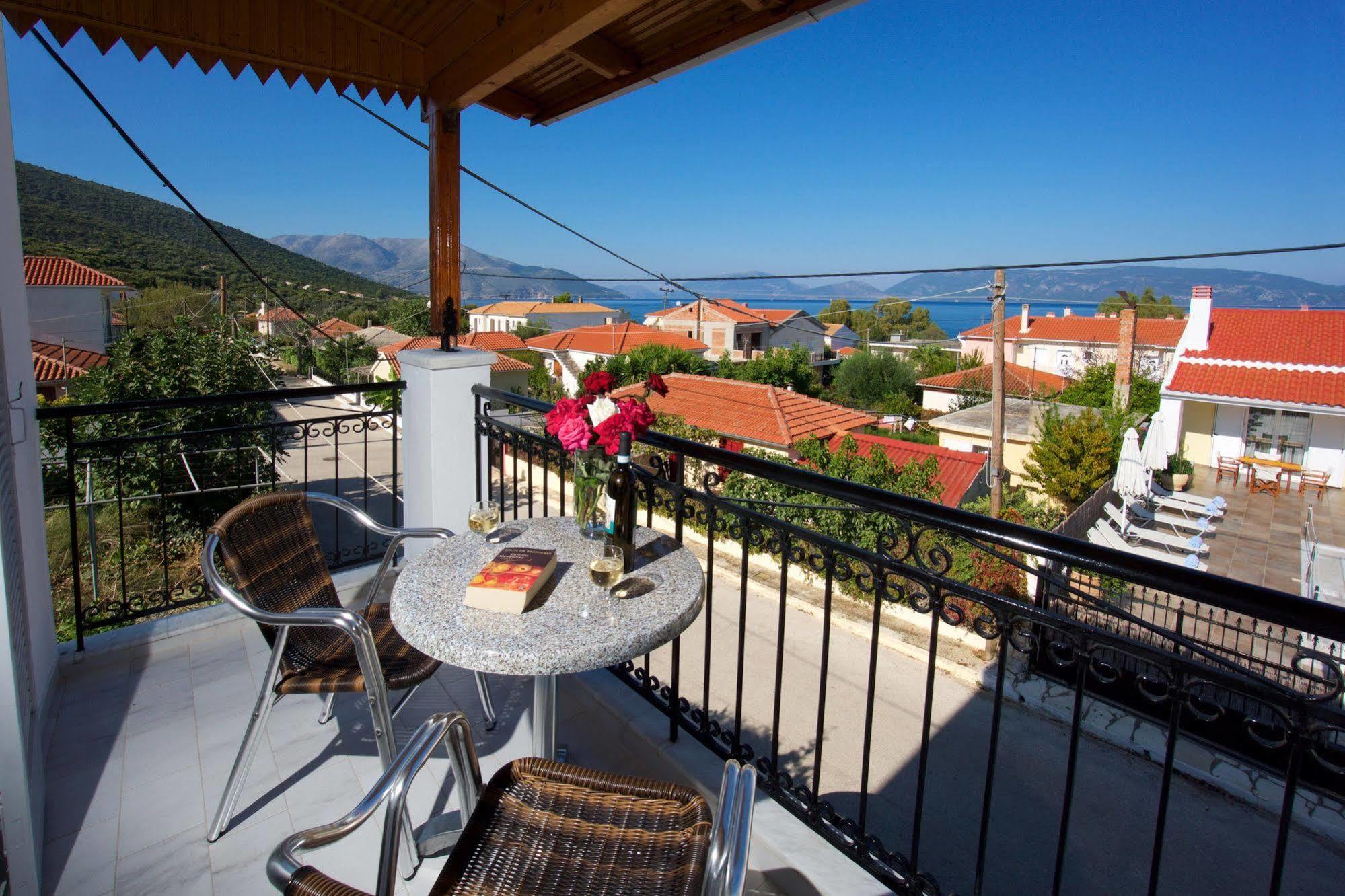 Diamanto Complex Aparthotel Karavomylos Luaran gambar